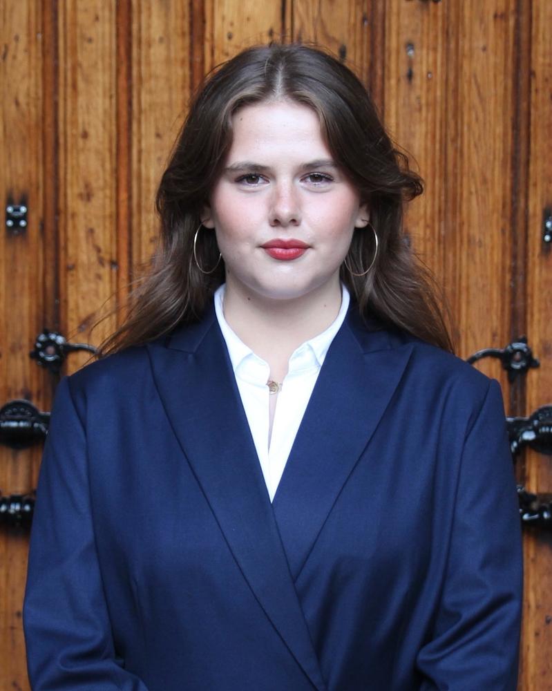 Bestuursfoto_Leo_goed.jpg
