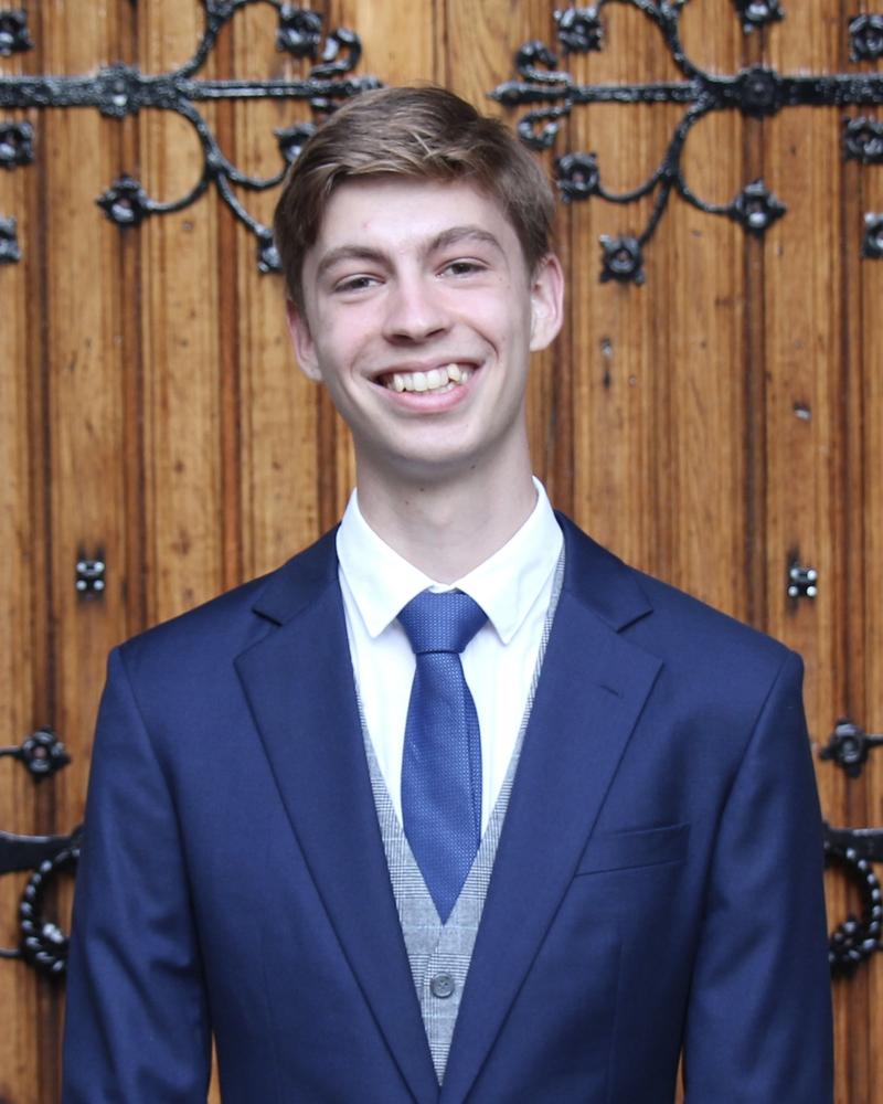 Bestuursfoto_Nathan_goed.jpg